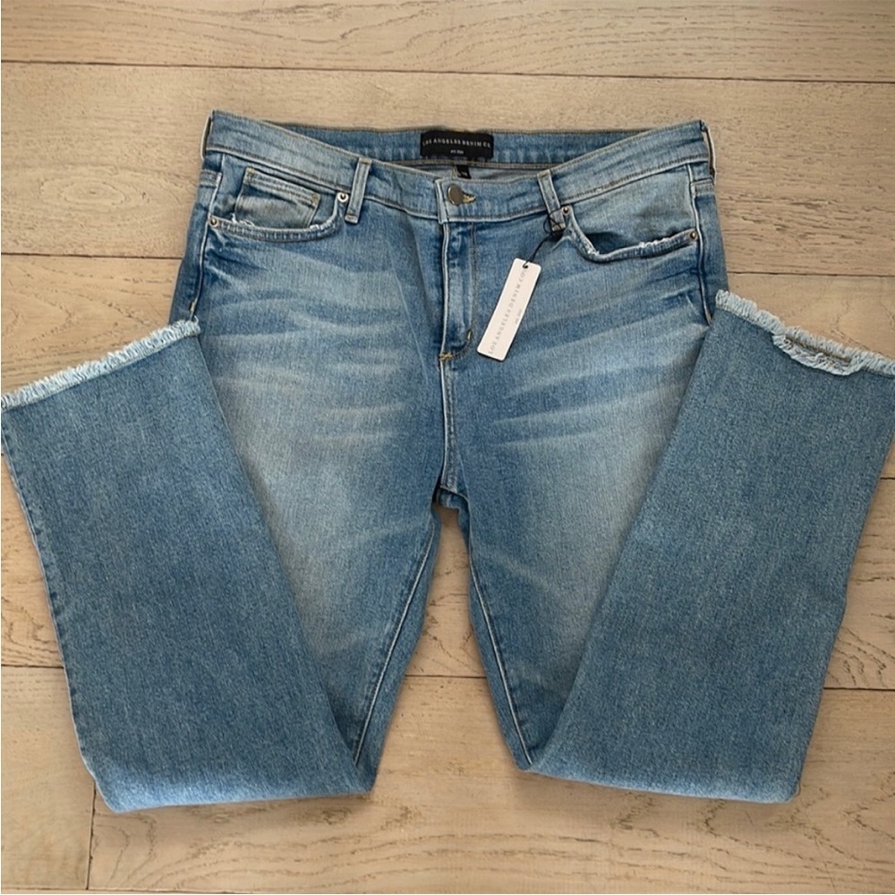 Sundance Los Angeles Denim Light Blue Straight Leg Jeans, NWT, 32 - Picture 6 of 9